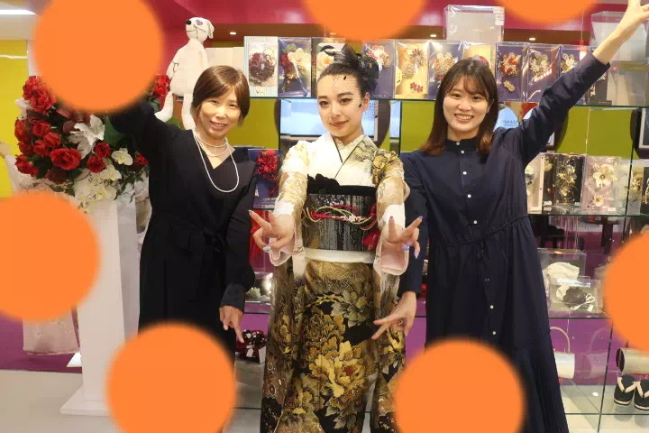 TAKAZEN神戸三宮店　モード　ジャパンモード　かっこいい　白黒　前撮り撮影会　イマドキ　カワイイ　コディネート　振袖　レンタル　袴　
