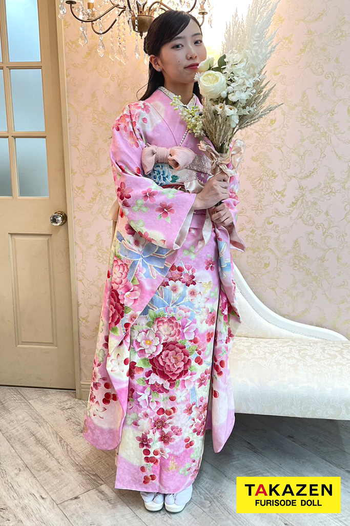 TAKAZENのレンタル振袖 松田聖子ブランドキュートガーリー　ピンク　リボン柄/バラ柄　安い　かわいい　華やか　可愛い振袖ネットレンタル　ゆるふわ　M9