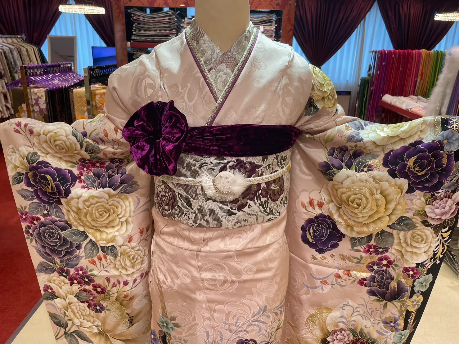 振袖　成人式　TAKAZEN