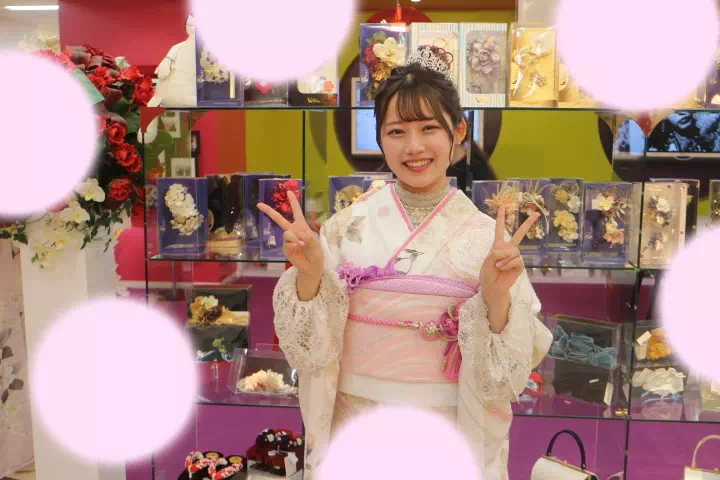 TAKAZEN神戸三宮店　前撮り撮影会　イマドキ　カワイイ　コディネート　振袖　レンタル　袴　 ピンク　レースインナー　フリル　ピンク　