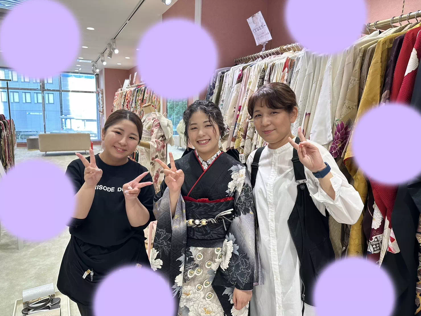 【TAKAZEN姫路店】♡18日　高砂市人気振袖レンタル　誰とも被らないオリジナルの黒の孔雀柄がかっこいいヴィンテージスタイルのお振袖姫ちゃん♡