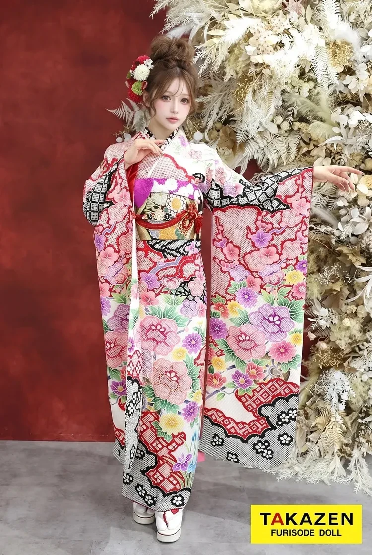 TAKAZENのレンタル振袖 格安正統派古典　赤/黒/白　絞り風　おしとやか　上品　豪華　お得【通販可】YK243