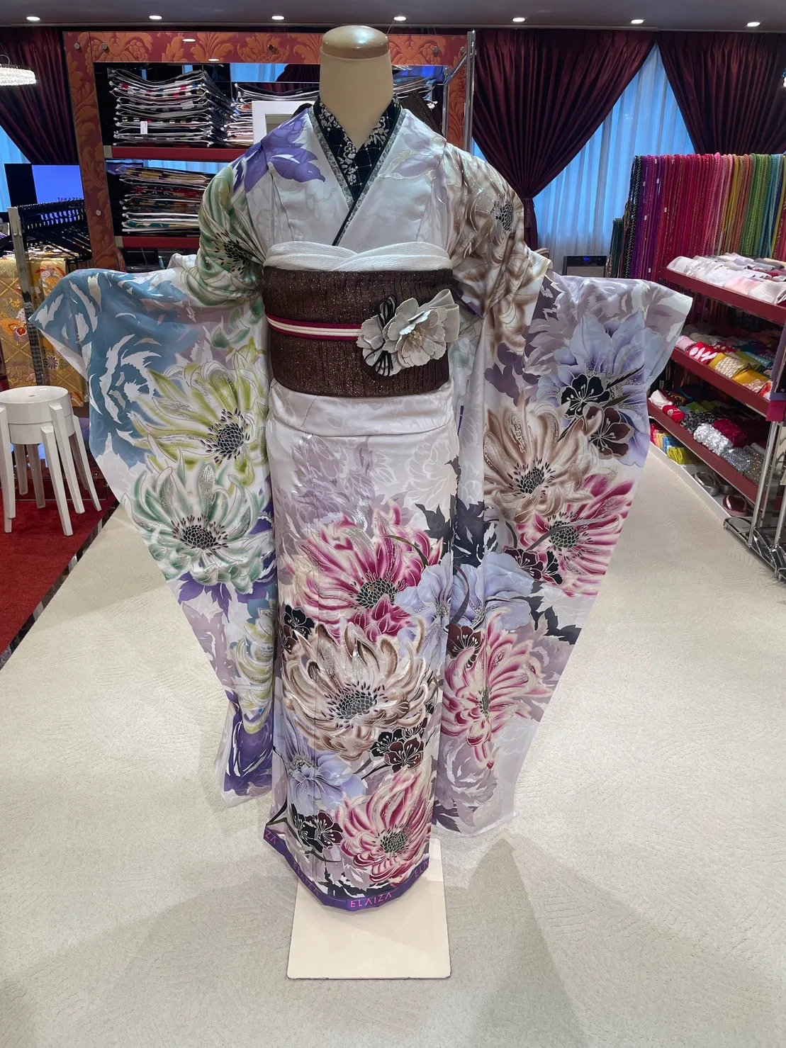 振袖　成人式　TAKAZEN