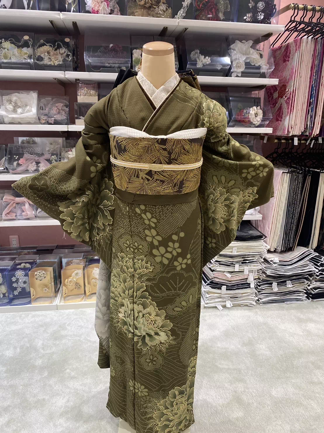 TAKAZEN姫路店　加古川市　高砂市　たつの市　人気振袖　振袖レンタル　姫路市　成人式　卒業式　袴　振袖　イマドキ振袖　香音　