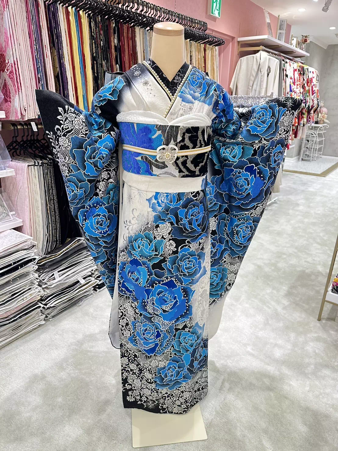 TAKAZEN　姫路市　加古川市　成人式　モード振袖