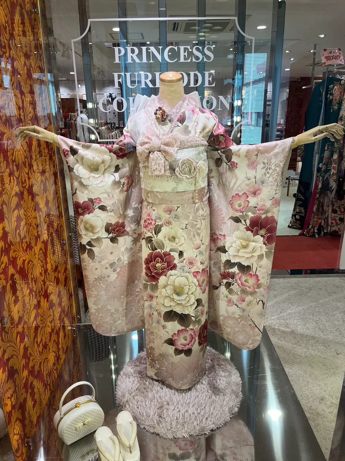 振袖　成人式　TAKAZEN