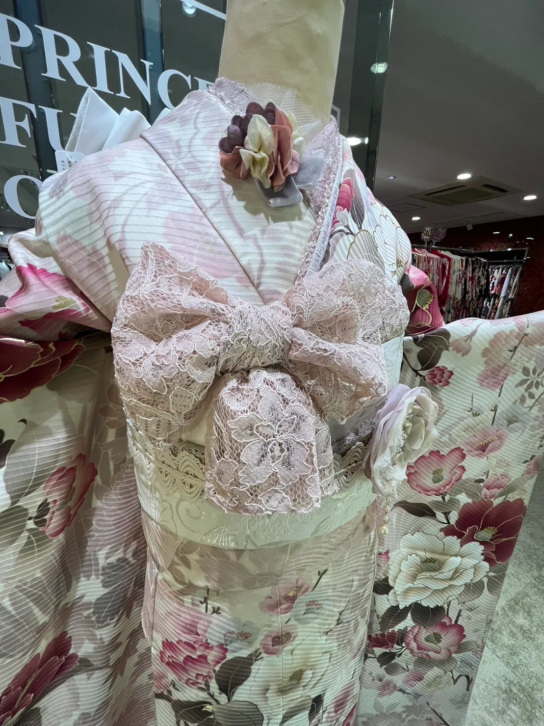 振袖　成人式　TAKAZEN