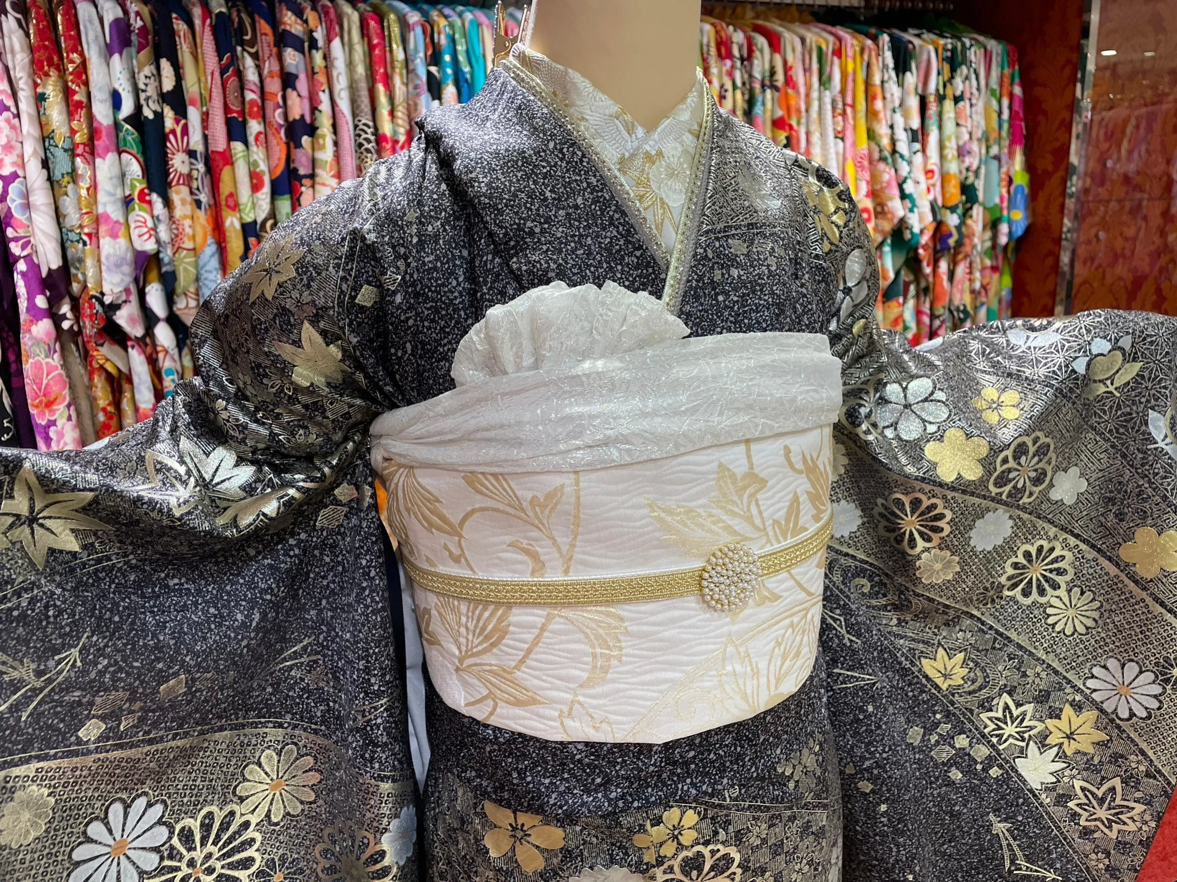 振袖　レンタル　渋い