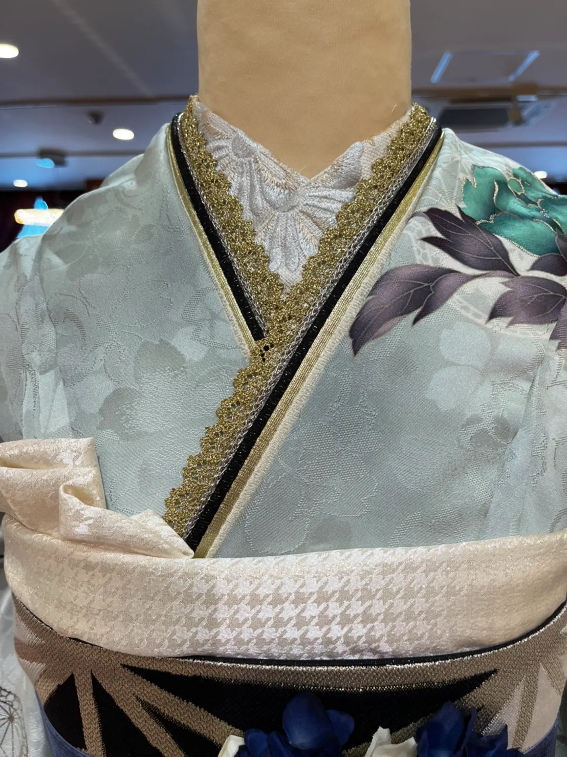 振袖レンタル　池田エライザ　黒　水色