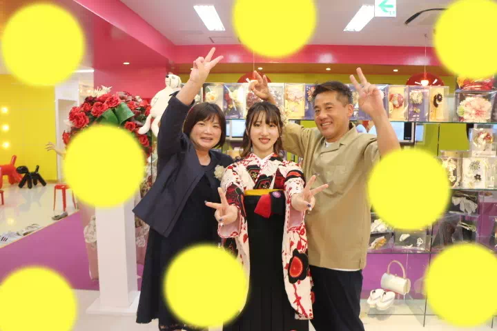 TAKAZEN神戸店　 卒業式　袴レンタル　カッコイイ　レトロ古典　赤　黒　前撮り撮影会　