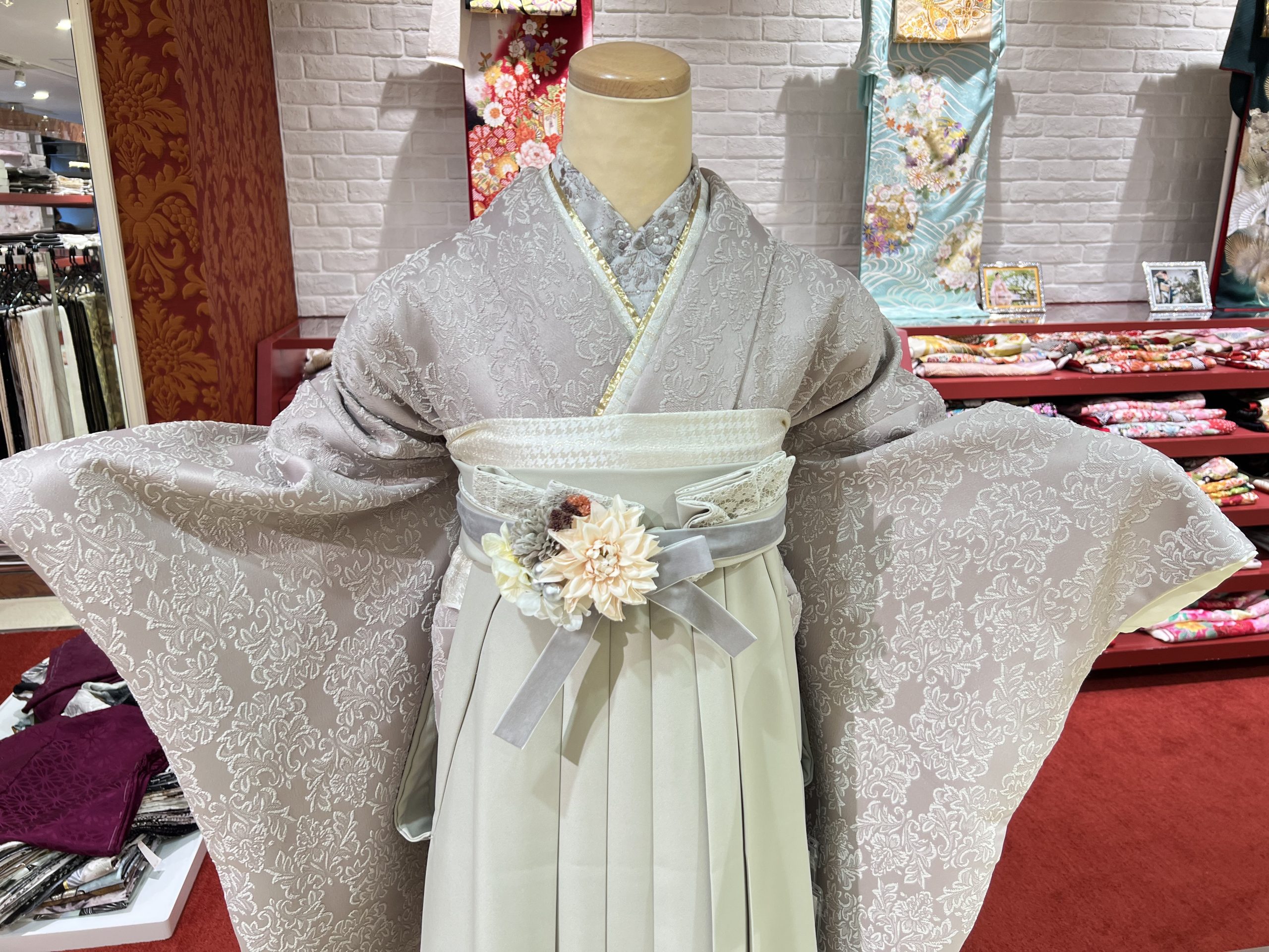 袴　2024 くすみ