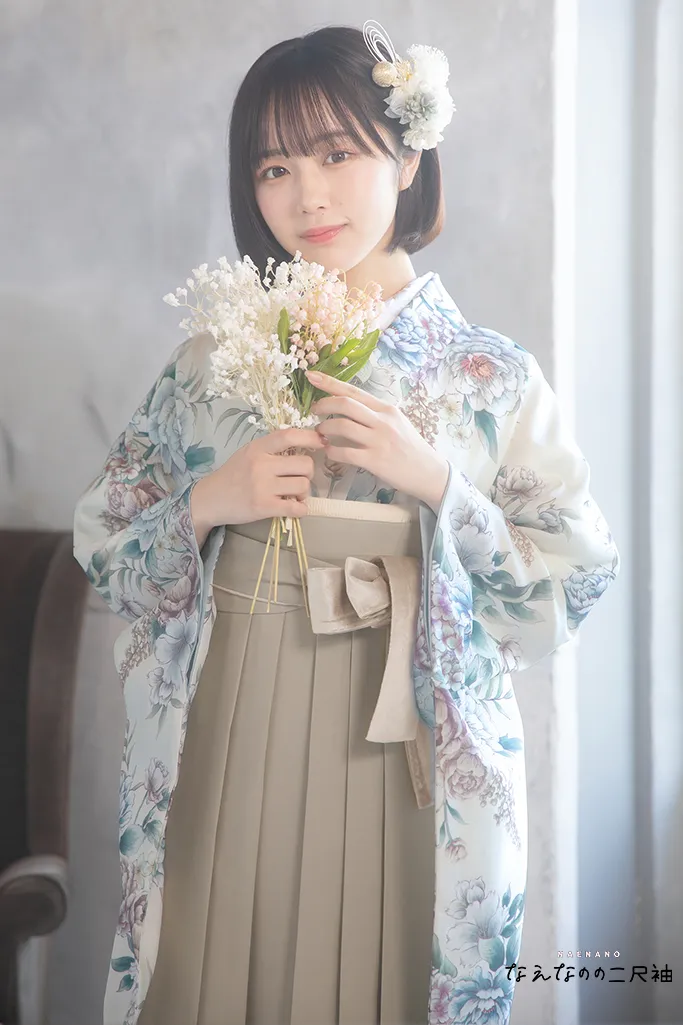 卒業式　レンタル　袴　可愛い　今どき　淡い色