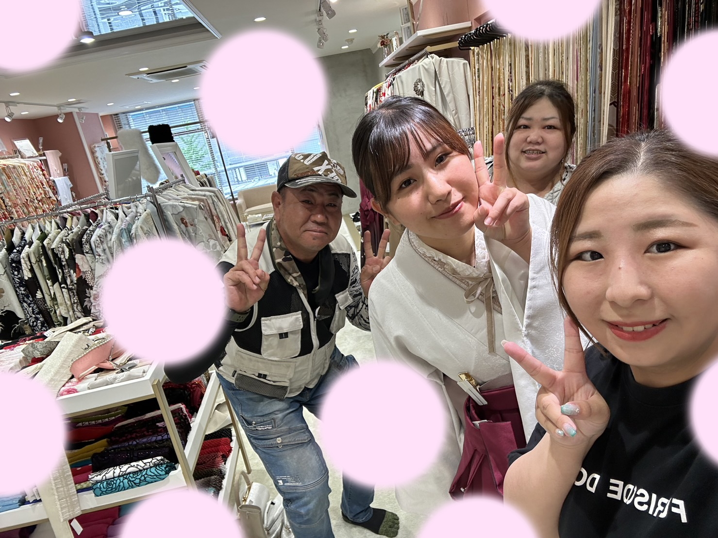 【TAKAZEN姫路店】♡19日　2024年卒業式白無地のとってもかわいい袴姫ちゃん♡
