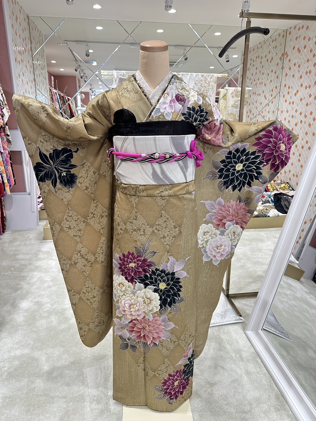 TAKAZEN姫路店　姫路市　成人式　卒業式　袴　振袖　イマドキ振袖　香音　
