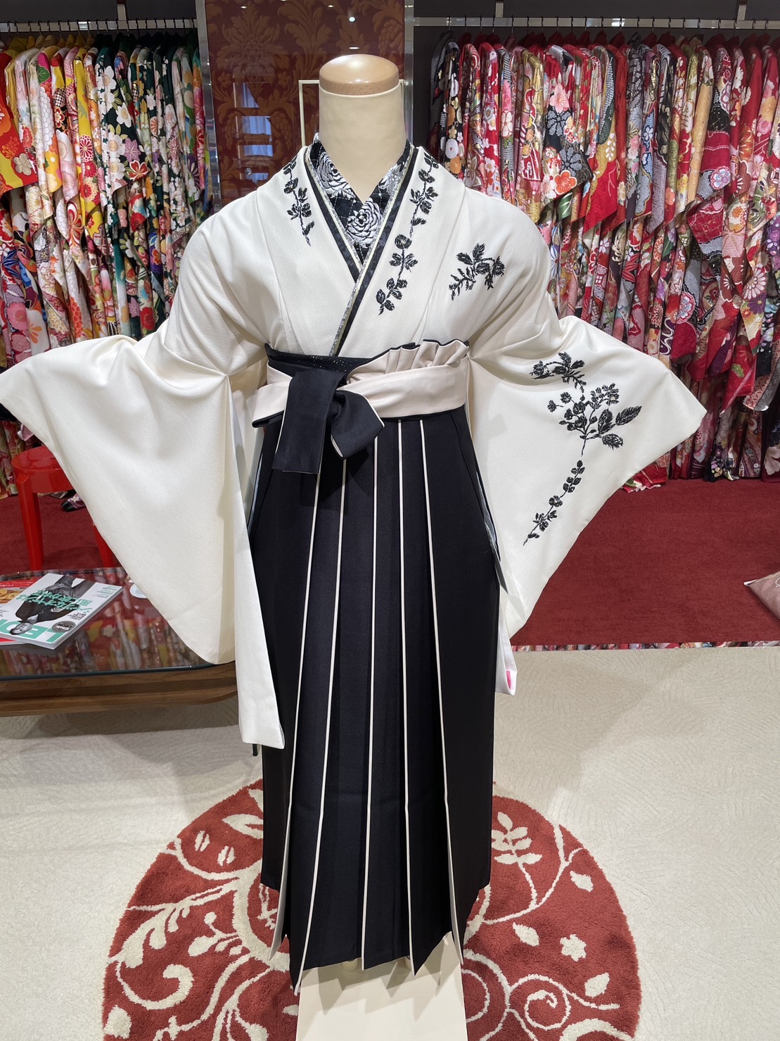 袴レンタル　無地　モノトーン　