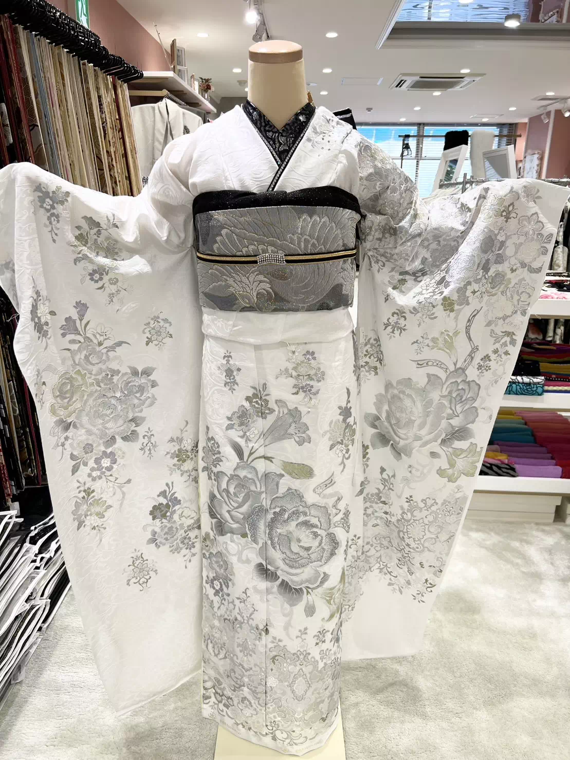 TAKAZEN姫路店　姫路市　成人式　卒業式　袴　振袖　イマドキ振袖　香音　
