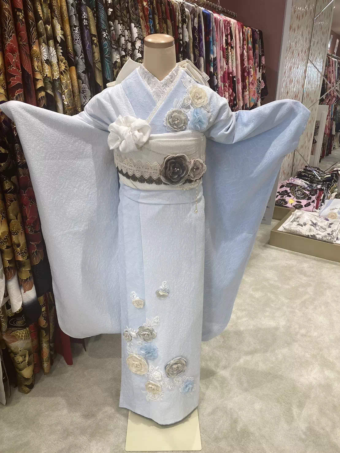 TAKAZEN姫路店　加古川市　高砂市　たつの市　振袖レンタル　人気振袖　姫路市　成人式　卒業式　袴　振袖　イマドキ振袖　香音　
