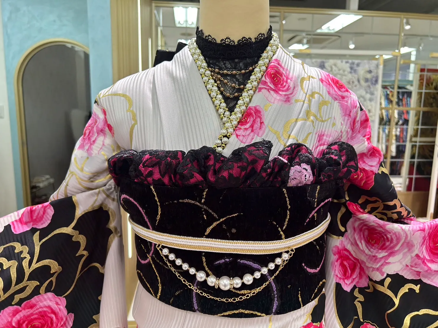 振袖　かわいい　レンタル　薔薇　派手　セシル　大阪　なんば　心斎橋
