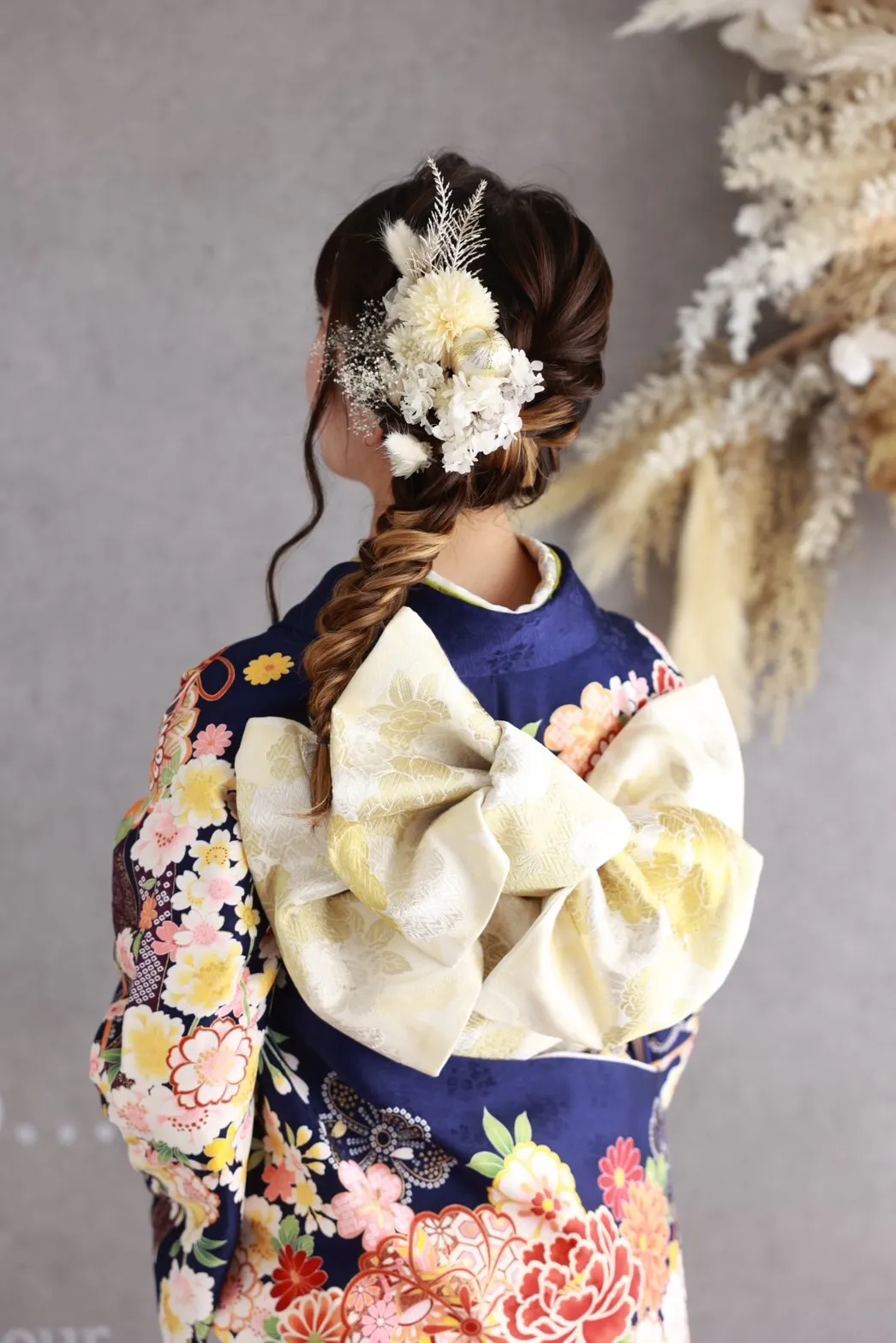 振袖レンタル　奈良　橿原　かわいい　おしゃれ　個性派　かわいい　かっこいい　くすみ　イマドキ　成人式　ヘアアレンジ
