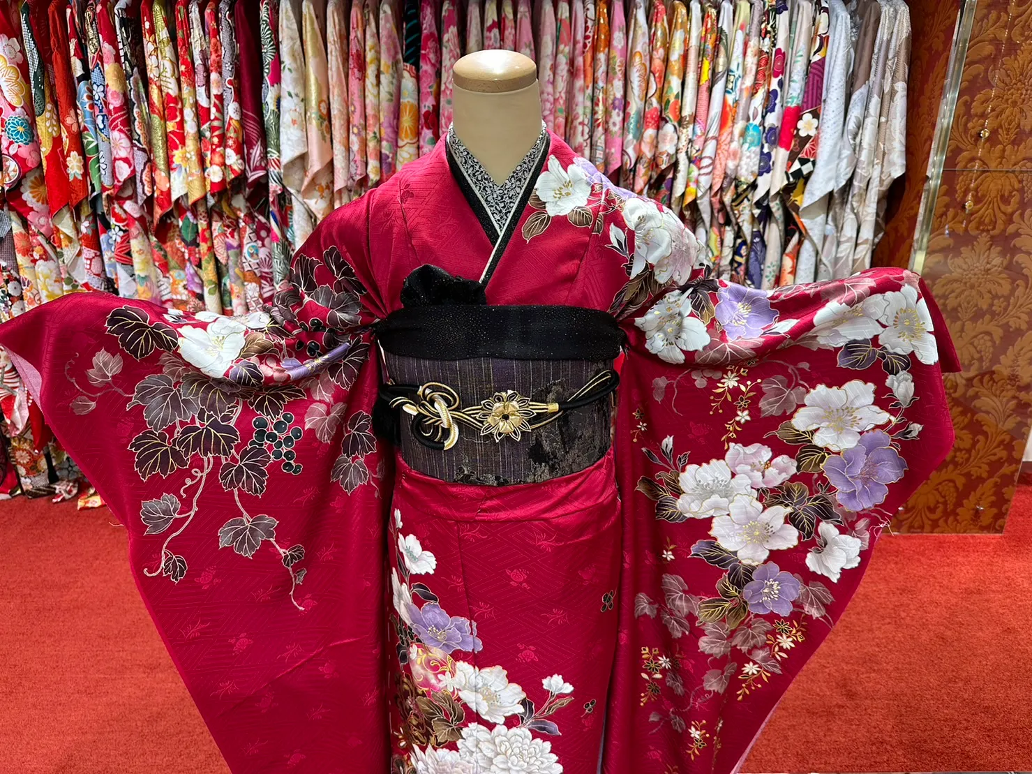 振袖レンタル　みちょぱ　新作　イマドキ　かわいい　くすみ　赤　ヴィンテージ　ブーツスタイル　梅田