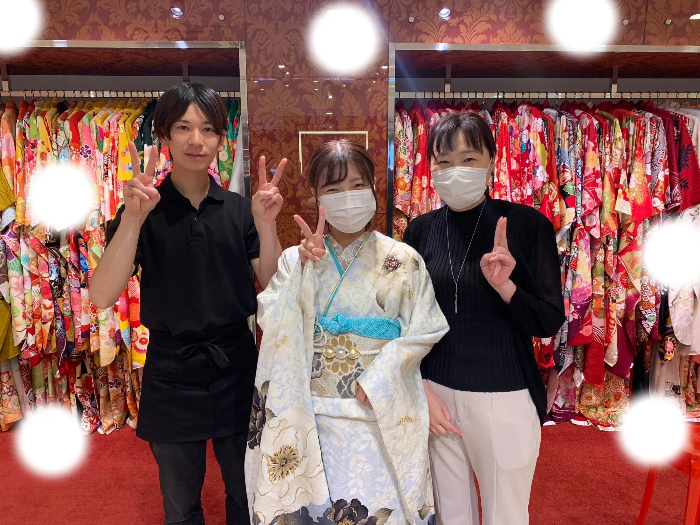 【TAKAZEN梅田本店】♡6日　淡いブルーのか鮮やかで  大人っぽいお振袖ちゃん　♡