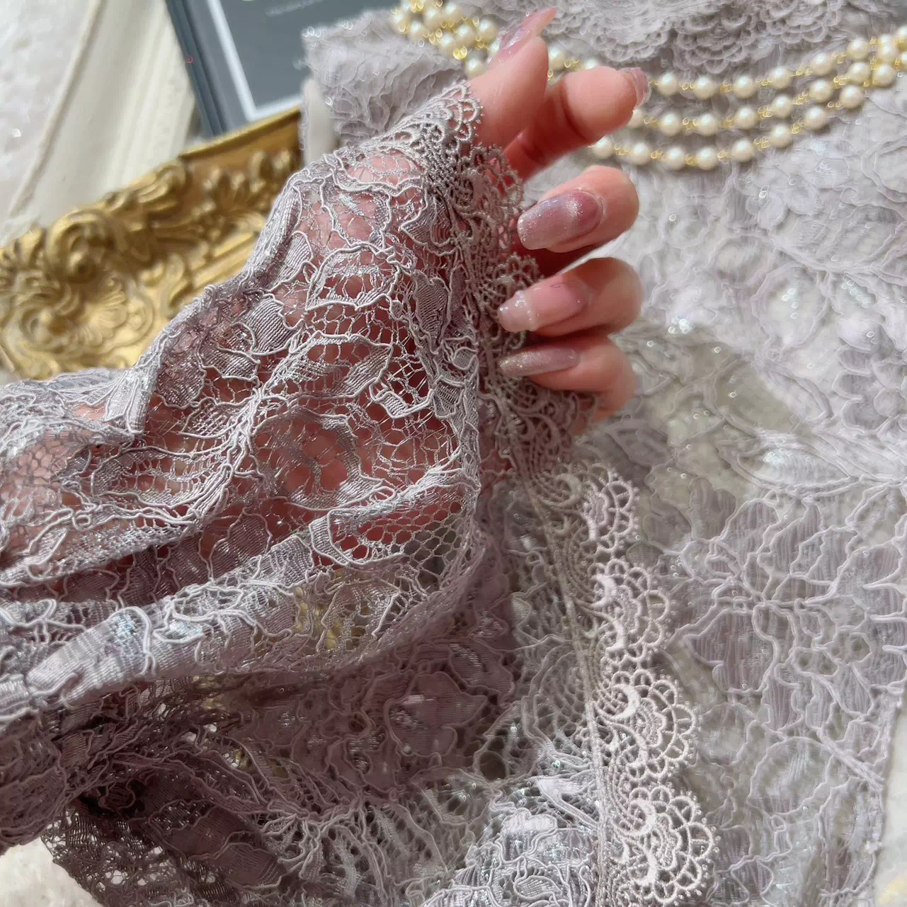 【TAKAZEN姫路店】姫路市で振袖レンタルをお考えの方必見！ドレスライクな振袖の着こなし♡周りと差をつけるレースインナーのご紹介♡