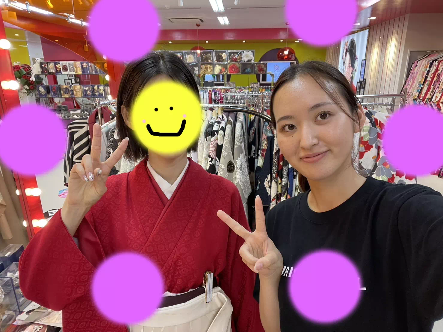 TAKAZEN神戸店　前撮り撮影会　卒業式　袴　古典　イマドキ　カワイイ　コディネート　赤　無地　シンプル　個性的