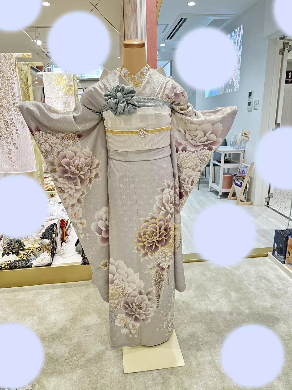 TAKAZEN姫路店　加古川市　高砂市　人気振袖　振袖レンタル　姫路市　成人式　卒業式　袴　振袖　イマドキ振袖　くすみ　寒色カラー
