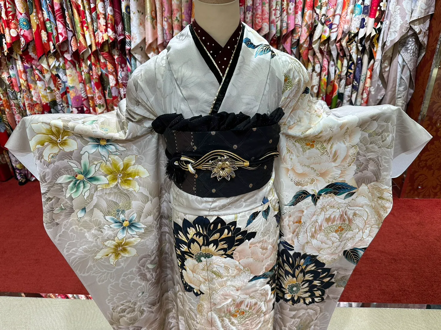 成人式　前撮り　梅田　袴　くすみカラー　かわいい　イマドキ　淡色　古典　タカゼン　レンタル　ニコル　オシャレ　かわいい　イマドキ