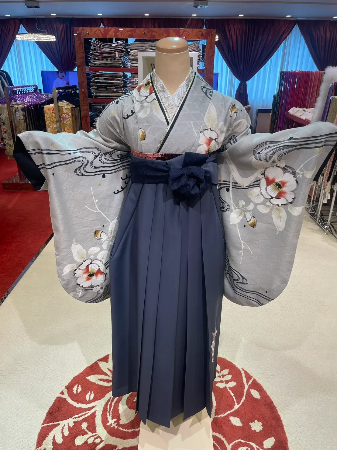 袴レンタル　振袖レンタル　くすみ　キラキラ　かわいい　梅田　大阪　安い　イマドキ　古典　くすみカラー　前撮り　ヴィンテージ　渋い