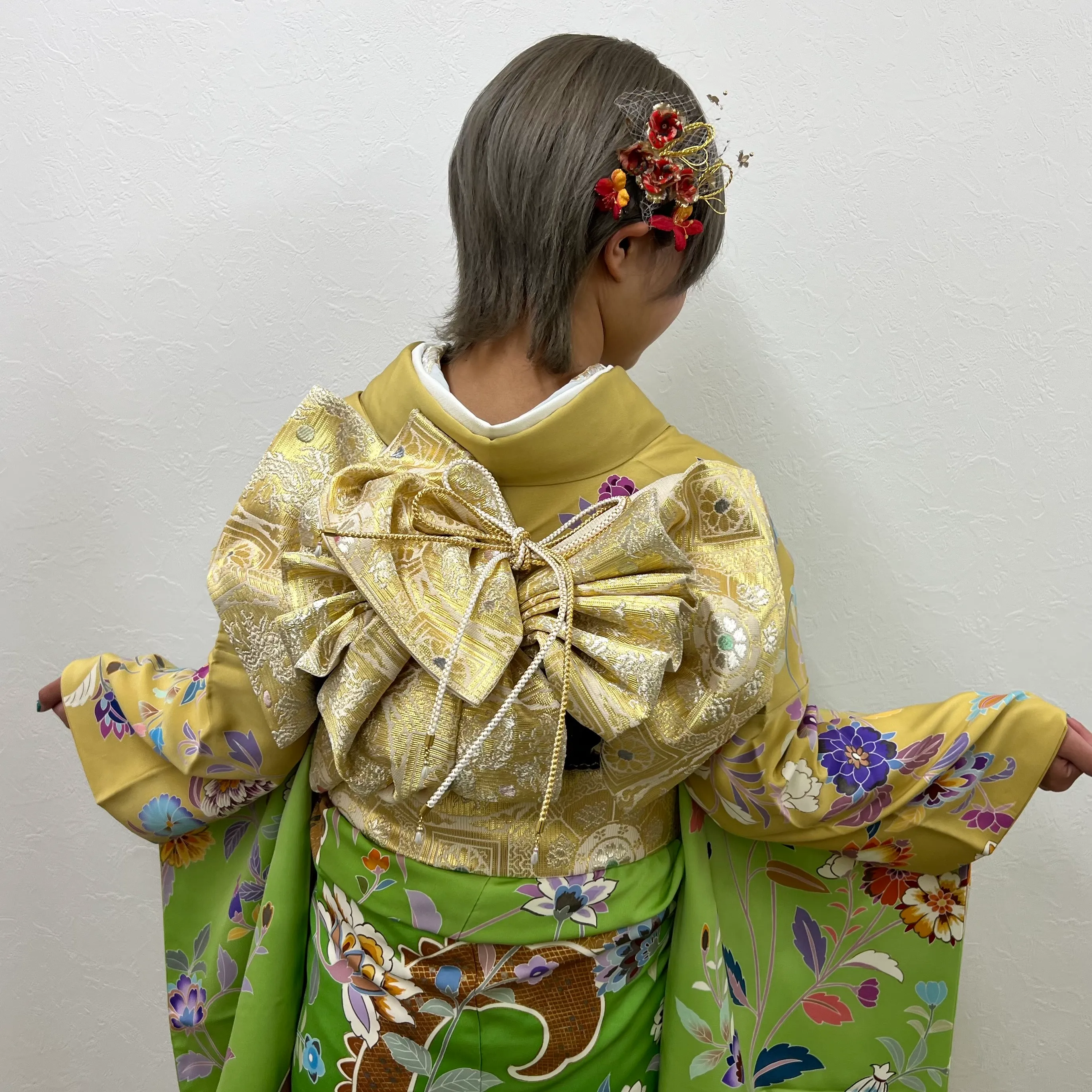 振袖レンタル　奈良　橿原　かわいい　おしゃれ　個性派　かわいい　かっこいい　くすみ　イマドキ　