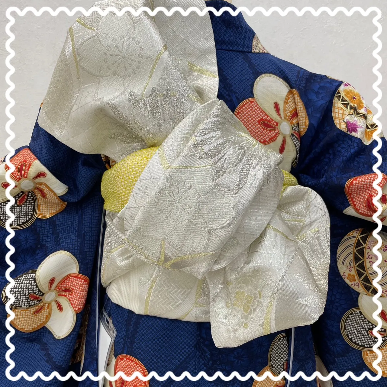 振袖レンタル　奈良　橿原　かわいい　おしゃれ　個性派　かっこいい　くすみ　イマドキ　たて矢結び