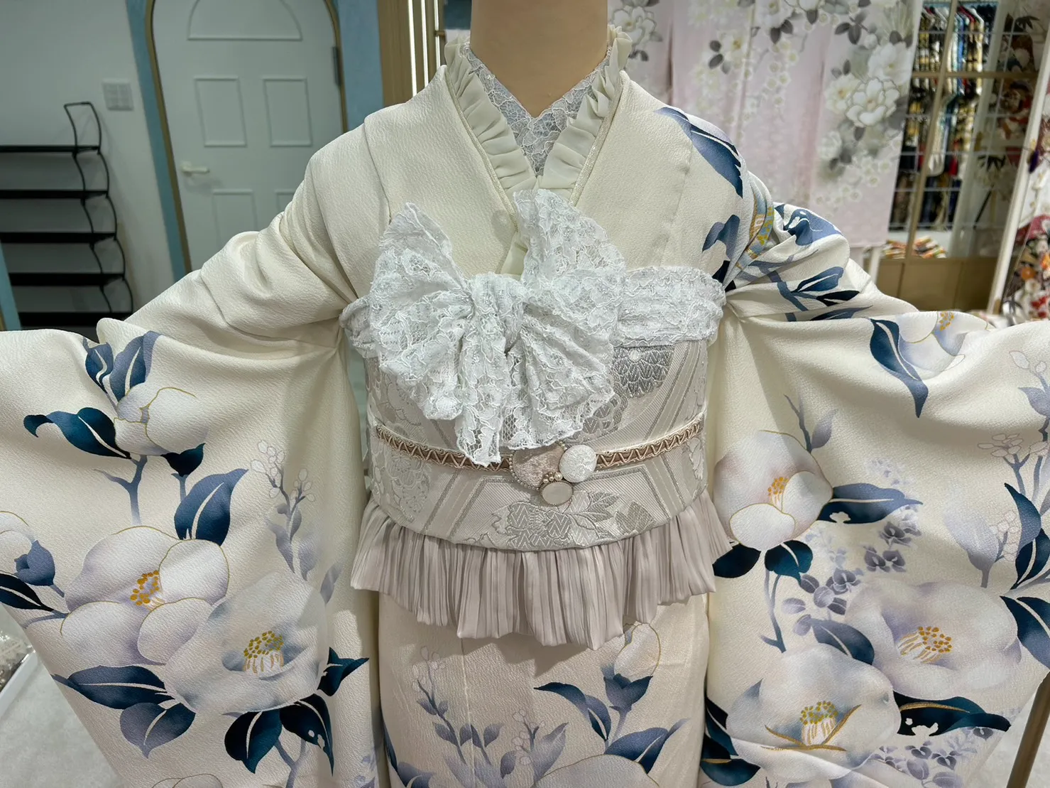 振袖レンタル　成人式　レトロ　白地