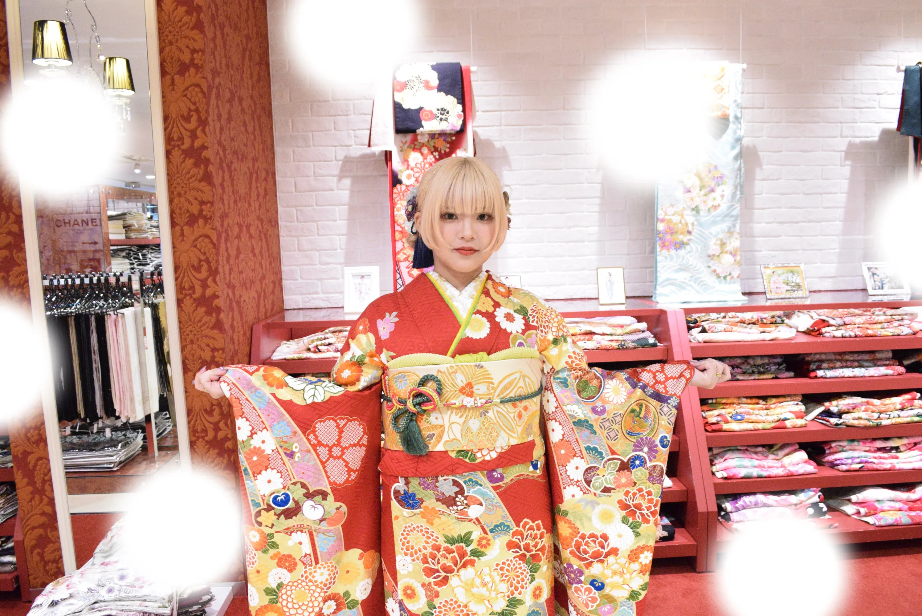 袴　振袖　レンタル　大阪　梅田　安い　かわいい　イマドキ　くすみカラー　レース　オシャレ　派手　被らない　個性的　シンプル　前撮り　ペット可