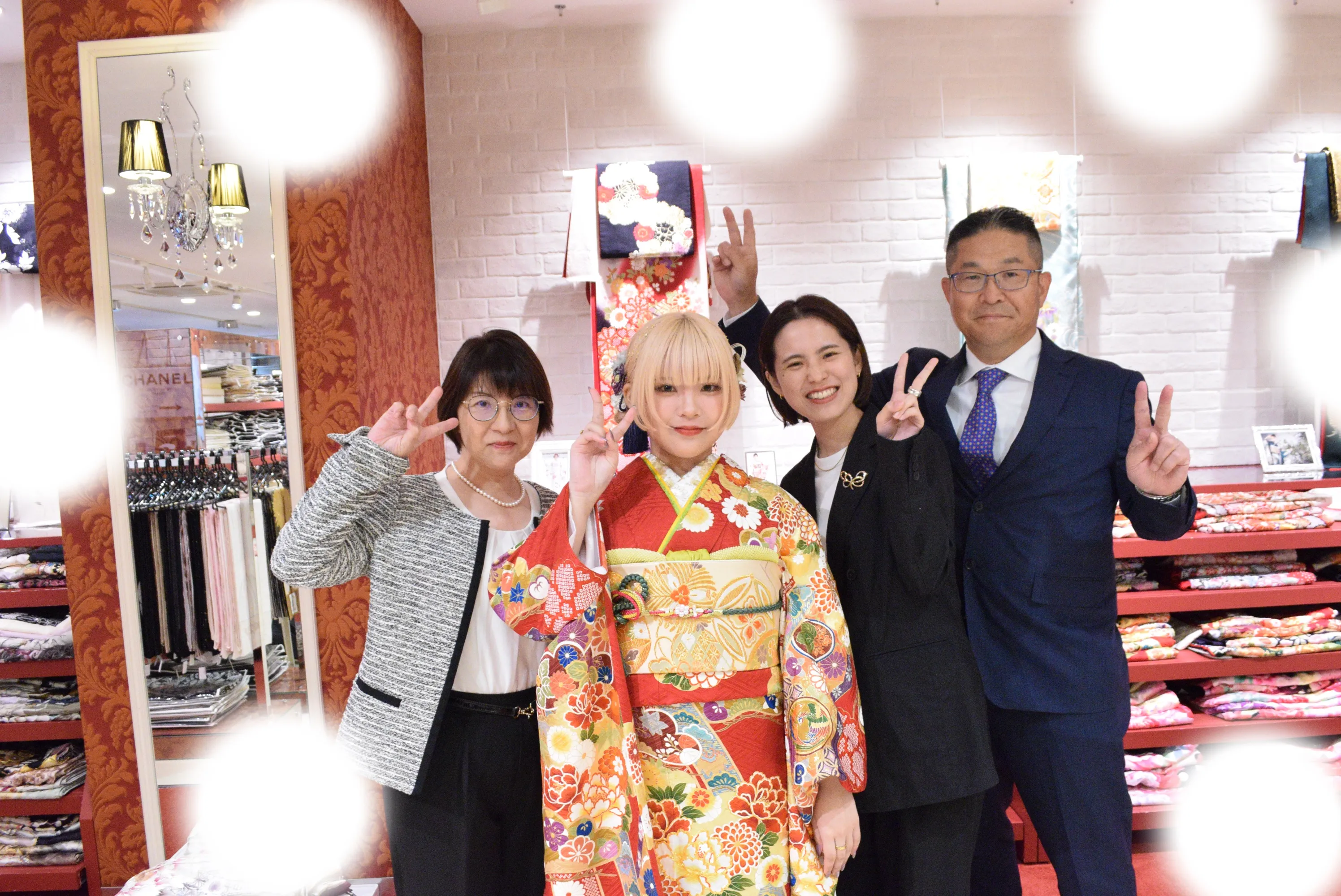 袴　振袖　レンタル　大阪　梅田　安い　かわいい　イマドキ　くすみカラー　レース　オシャレ　派手　被らない　個性的　シンプル　前撮り　ペット可