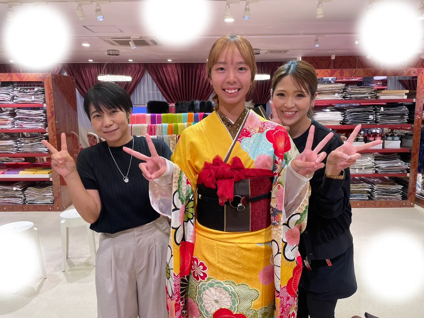 袴レンタル　振袖レンタル　くすみ　キラキラ　かわいい　梅田　大阪　安い　イマドキ　古典　くすみカラー　前撮り　ヴィンテージ　渋い