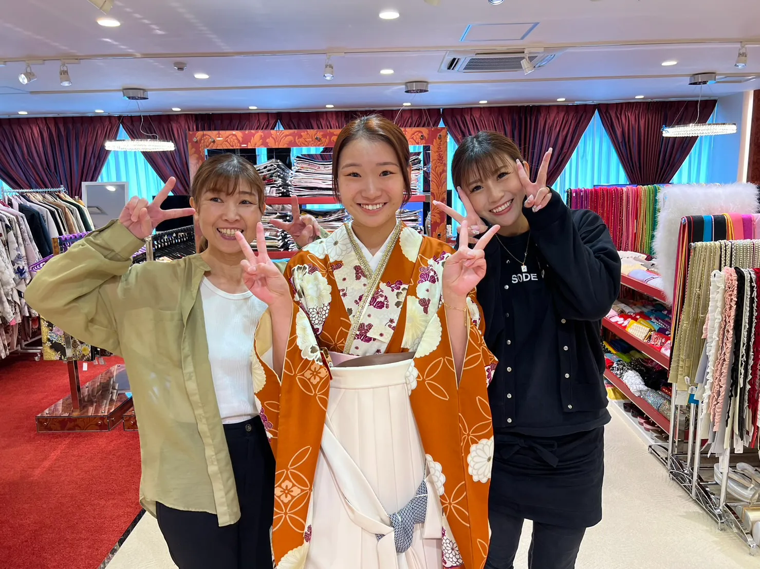 【TAKAZEN大阪梅田本店】♡8日　からし色×白色合わせでイマドキなかわいい袴の姫ちゃん♡