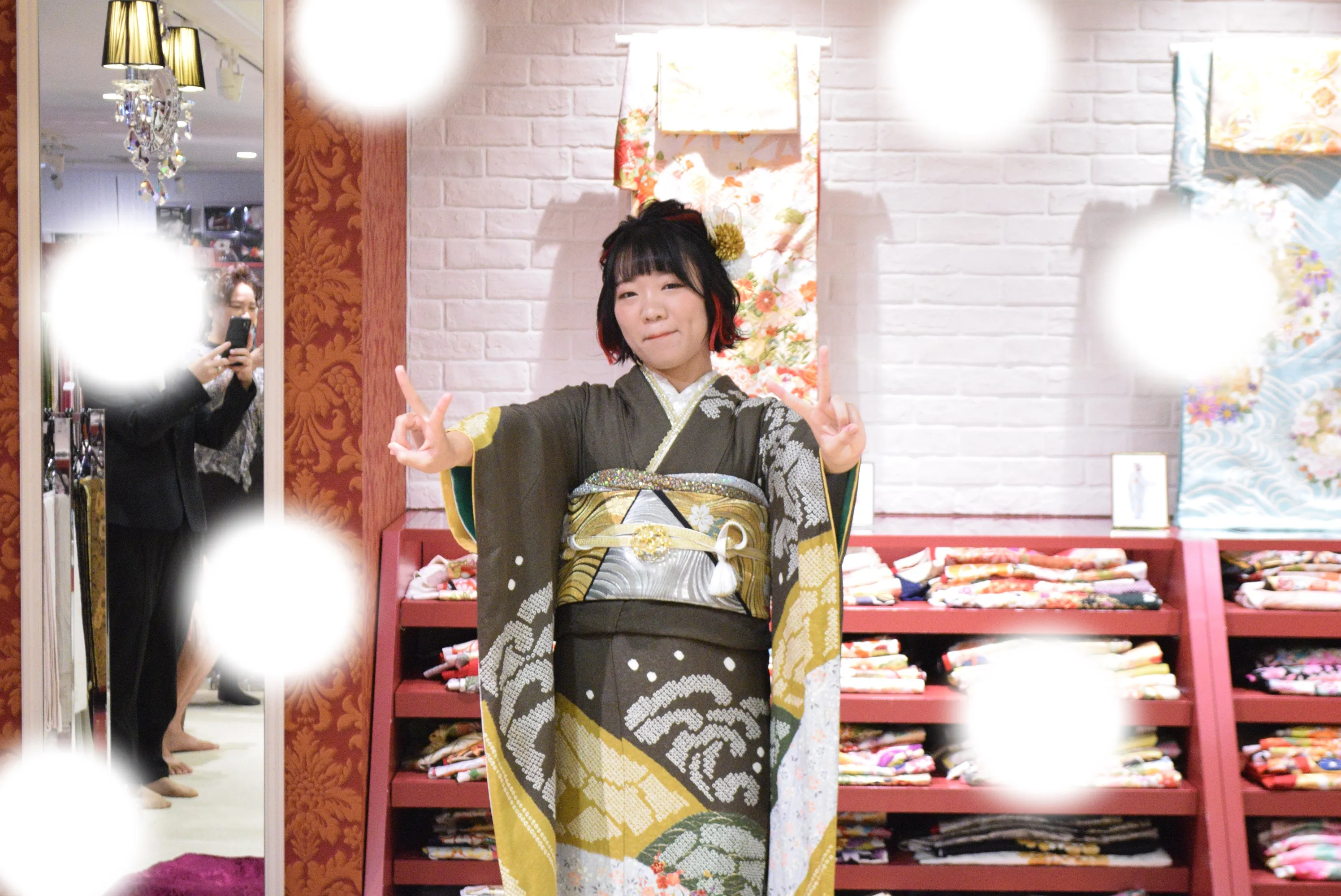 振袖　レンタル　袴　前撮り　大阪　梅田　かわいい　イマドキ　オシャレ　古典　くすみカラー　レース　ペット可　後撮り　モード　キラキラ　ヘップバーン