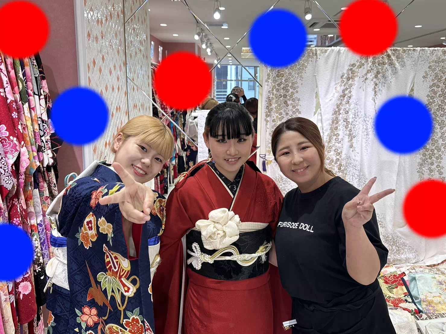 【TAKAZEN姫路店】♡20日　赤無地がカッコイイ！ブーツが似合う姫路市2025年成人のヴィンテージスタイルののお振袖姫ちゃんご紹介♡