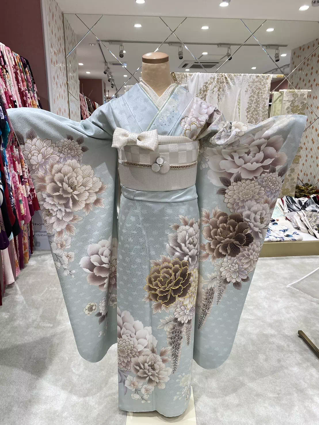 TAKAZEN姫路店　加古川市　高砂市　人気振袖　振袖レンタル　姫路市　成人式　卒業式　袴　振袖　イマドキ振袖　くすみカラー　カワイイ
