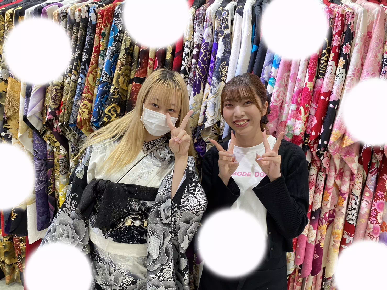 【TAKAZEN姫路店】♡11日　2026年成人！！黒×シルバーのド派手な薔薇柄のキラキラいっぱいの可愛い振袖姫ちゃん