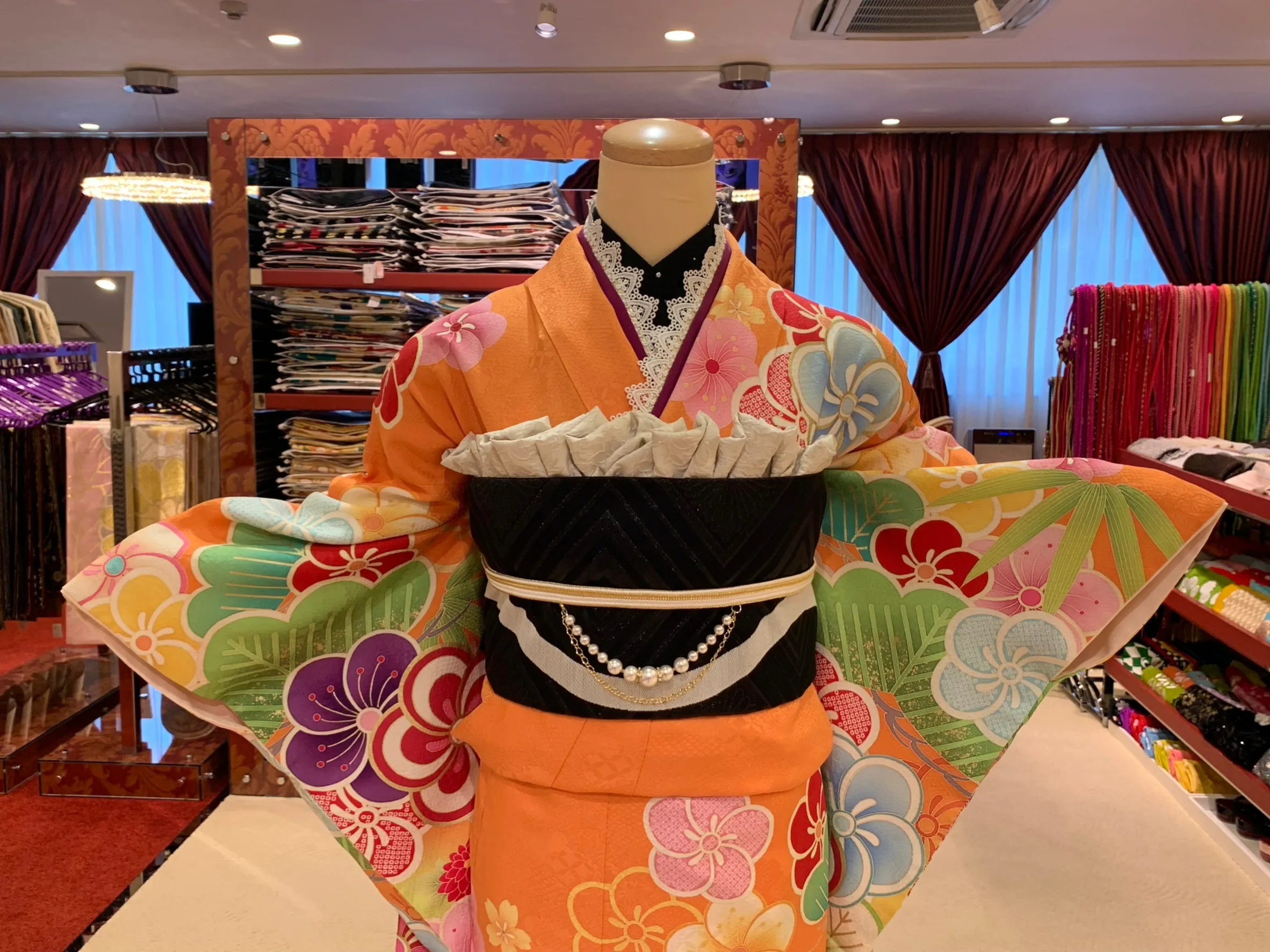 振袖　レンタル　かわいい　イマドキ　くすみカラー　新作　派手　被らない　前撮り　撮影会　大坂　梅田