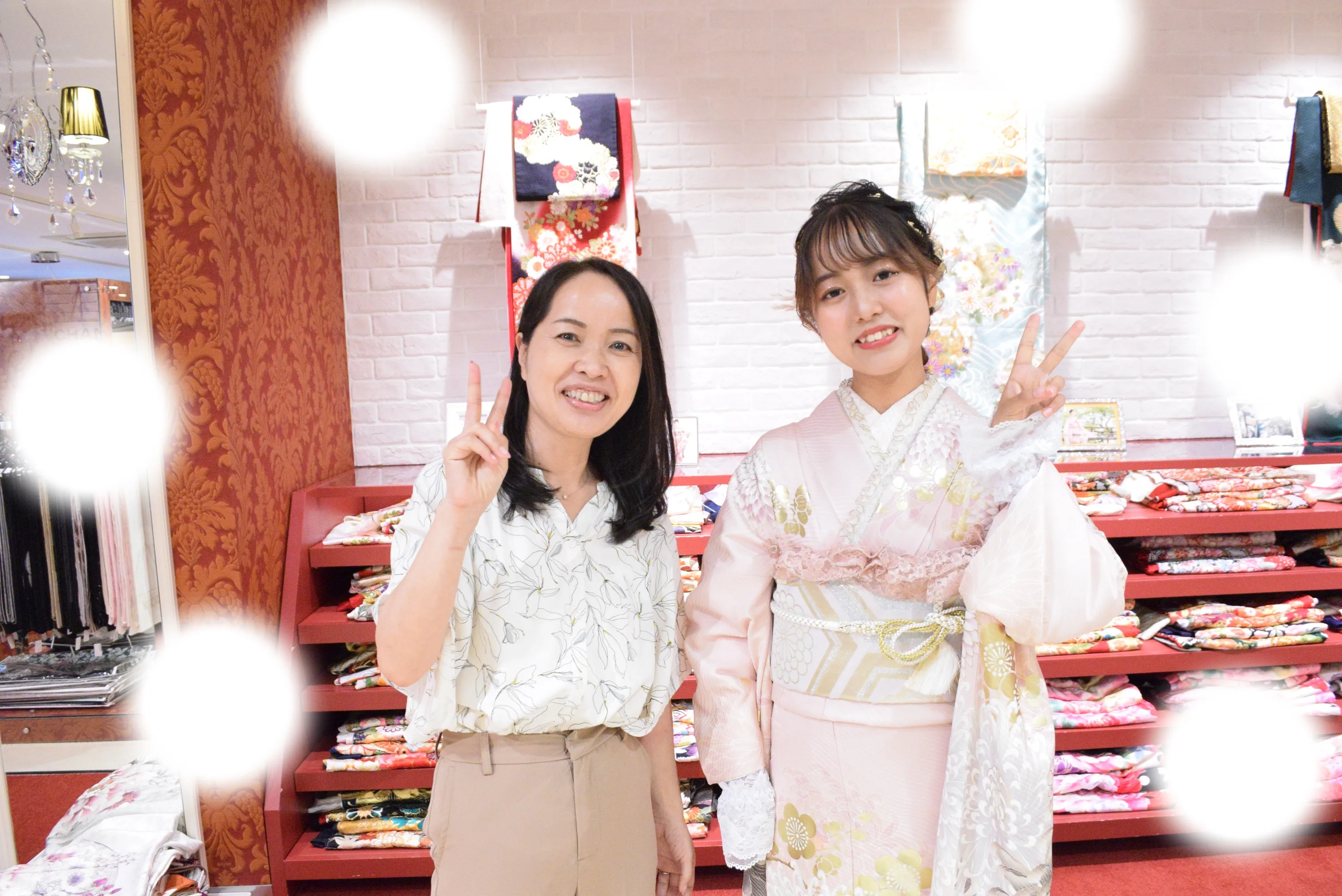 袴　振袖　レンタル　大阪　梅田　安い　かわいい　イマドキ　くすみカラー　レース　オシャレ　派手　被らない　個性的　シンプル　前撮り　ペット可