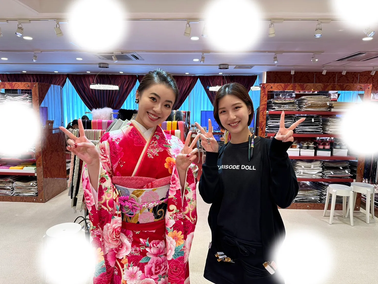 袴　振袖　レンタル　大阪　梅田　安い　かわいい　イマドキ　くすみカラー　レース　オシャレ　派手　被らない　個性的　シンプル