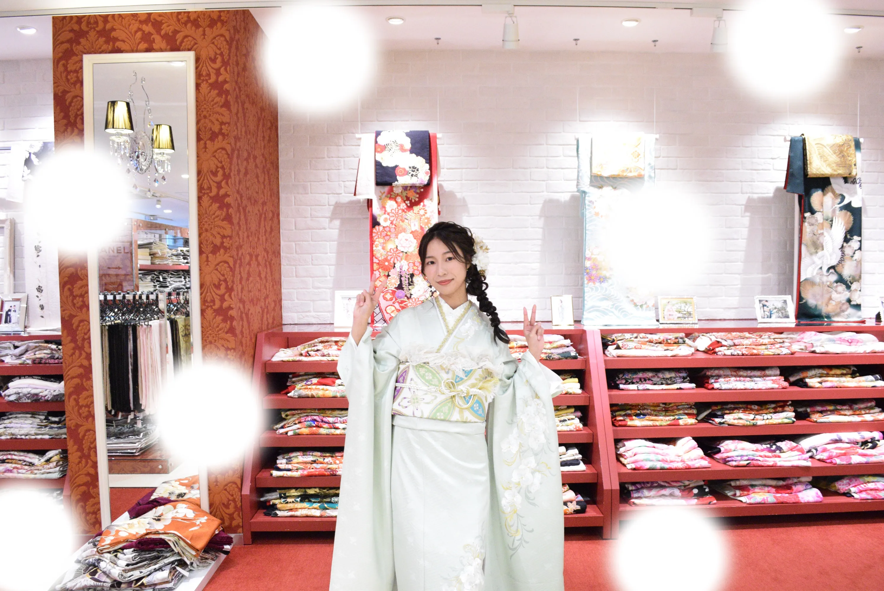 袴　振袖　レンタル　大阪　梅田　安い　かわいい　イマドキ　くすみカラー　レース　オシャレ　派手　被らない　個性的　シンプル　前撮り　ペット可