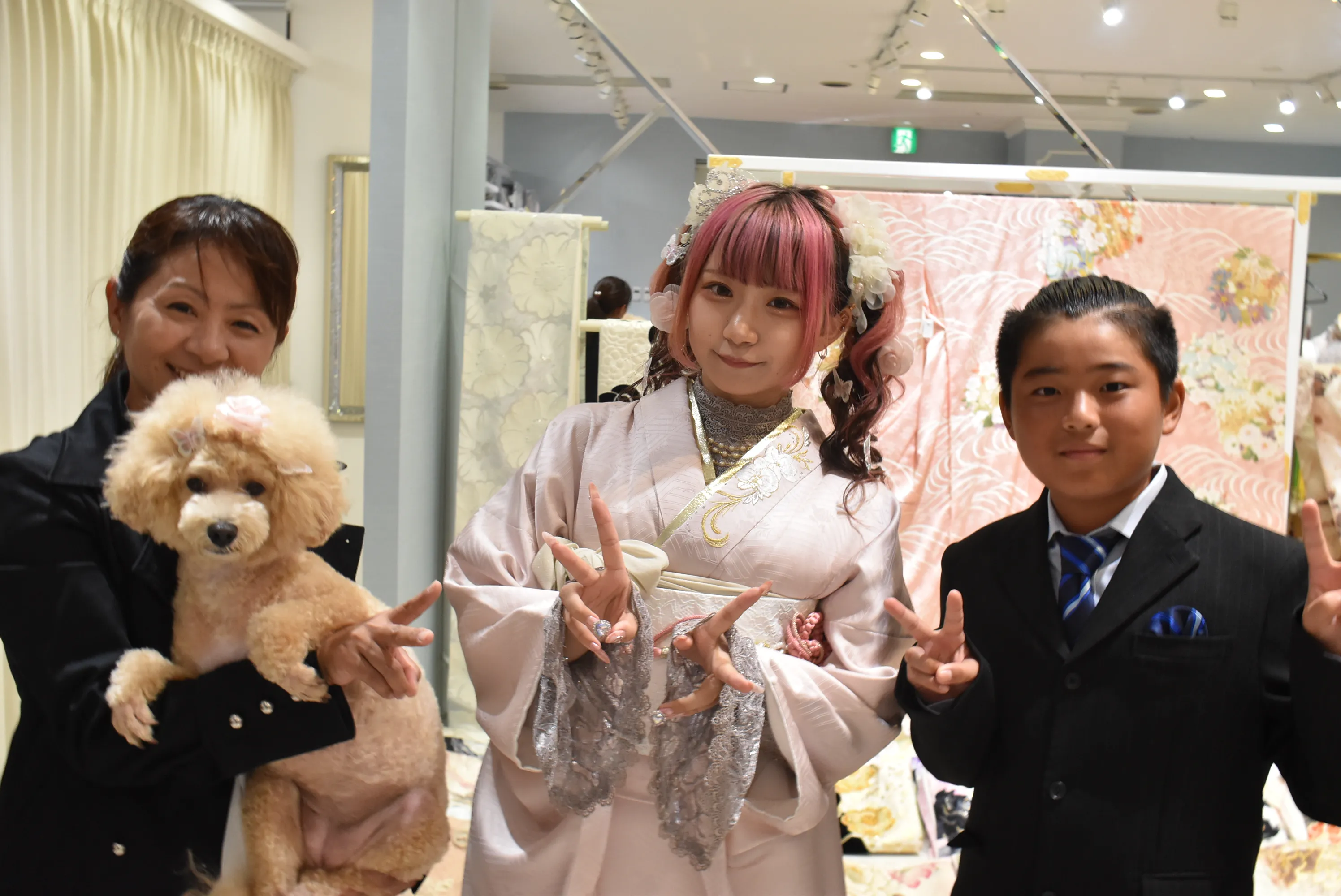 2023年　振袖　前撮り撮影会　TAKAZEN堺店　カワイイ　くすみ　ガーリー