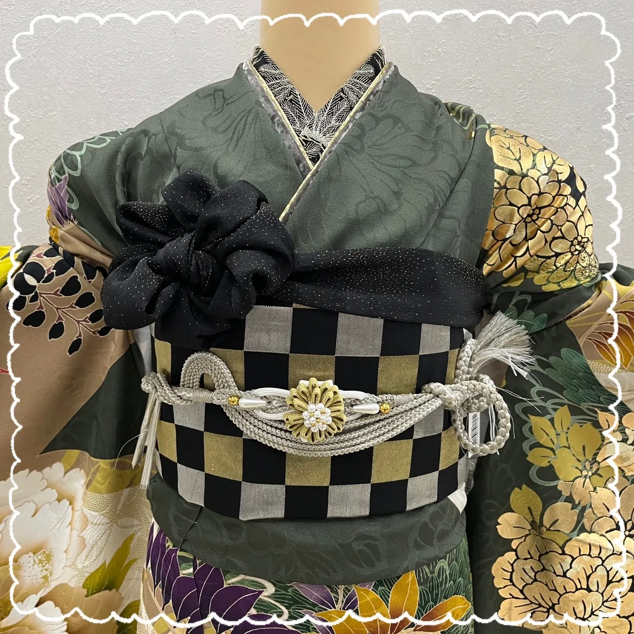【TAKAZEN橿原店】23日♡2025年成人ローラちゃんモデルの大人カッコいいお振袖コーディネート♡
