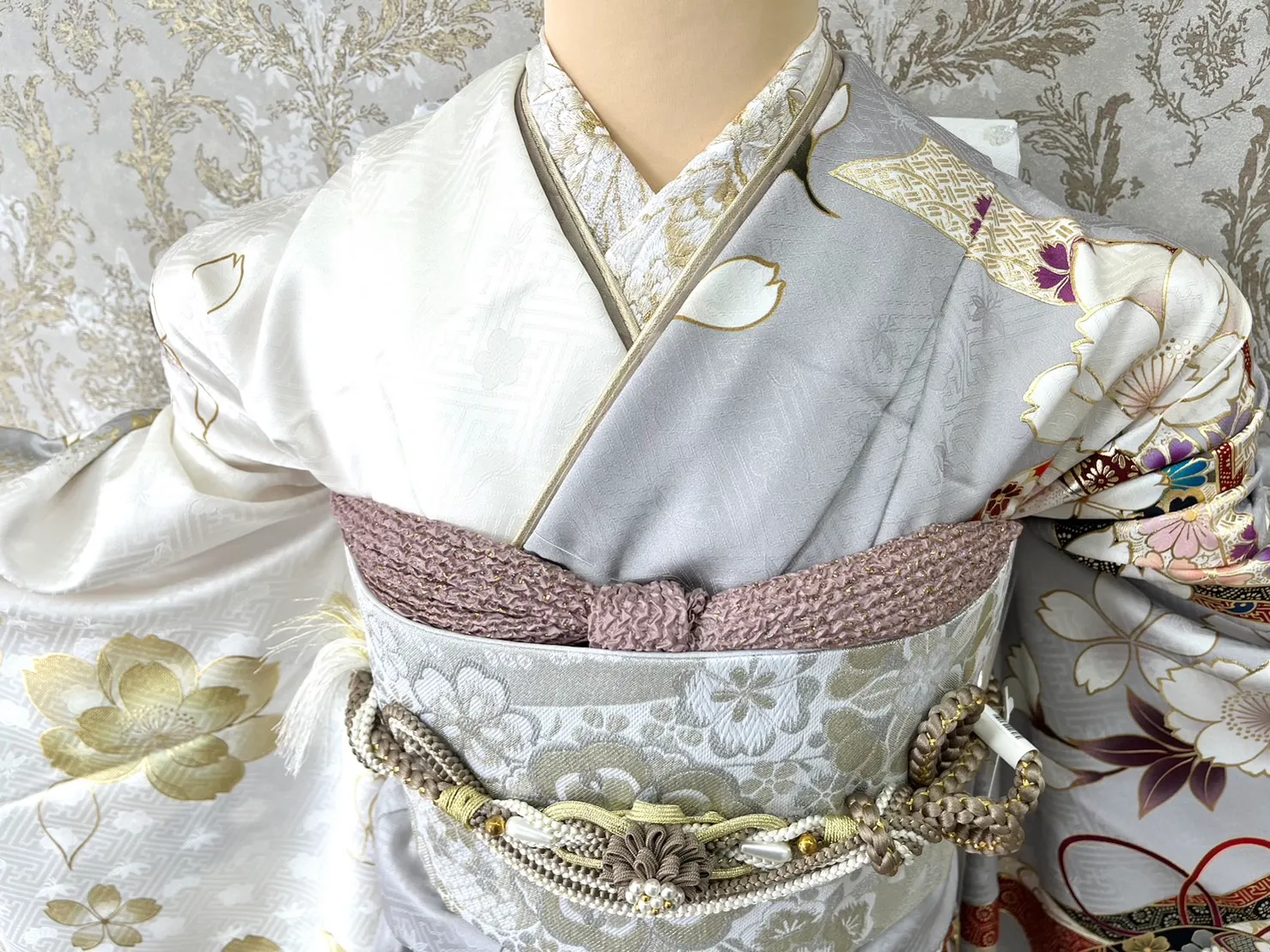振袖レンタル　奈良　橿原　かわいい　おしゃれ　個性派　かわいい　かっこいい　くすみ　イマドキ　