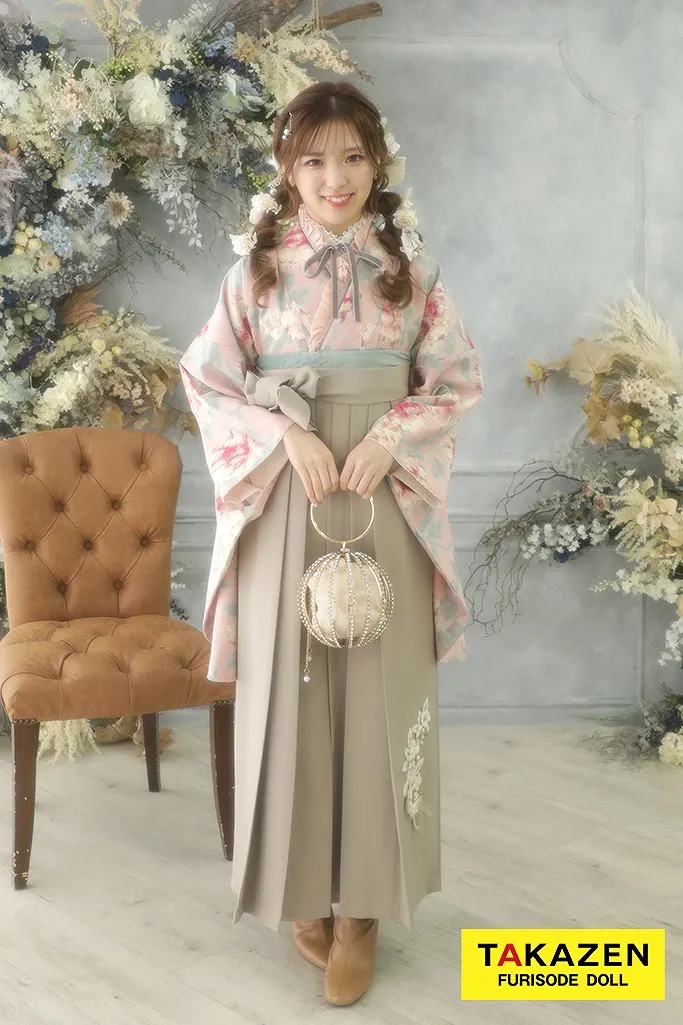振袖レンタル　奈良　橿原　かわいい　おしゃれ　個性派　かわいい　かっこいい　くすみ　イマドキ　