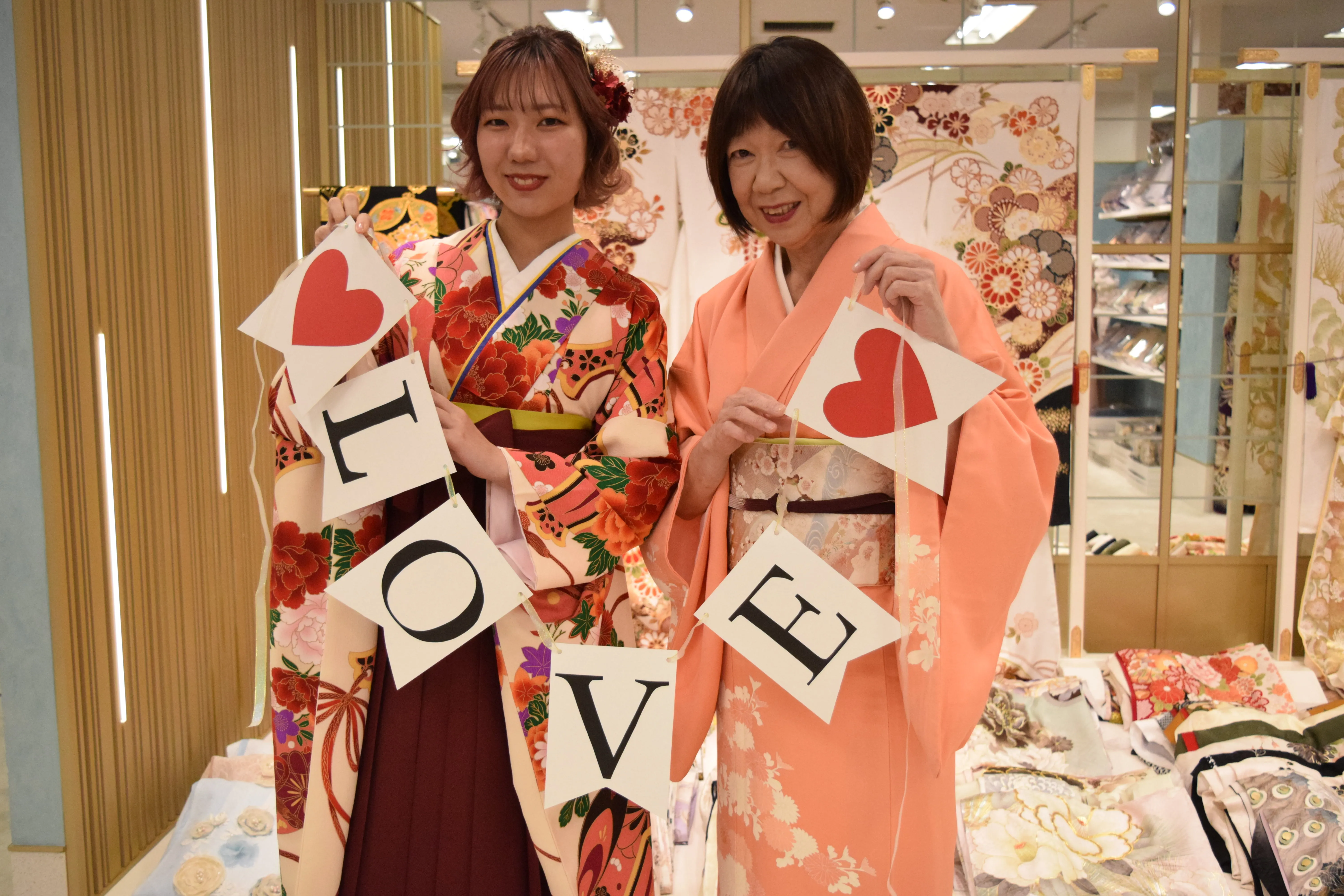 袴　レンタル　くすみ　ベージュ　いまどき